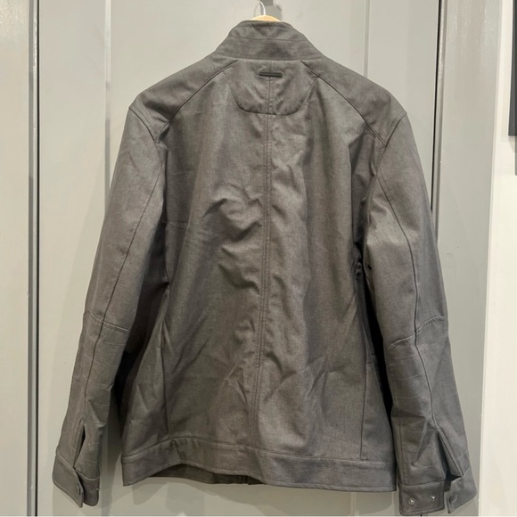 Men’s Michael Kors Grey Jacket - Picture 3 of 8